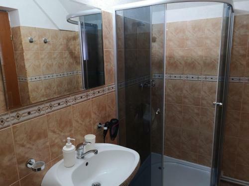 Apartamentos Mansarda Maradu