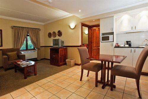 Peermont Mondior Hotel