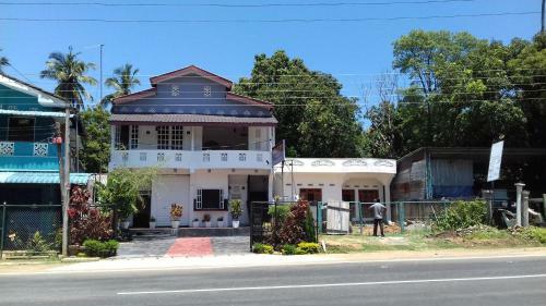 Hostal Family Inn