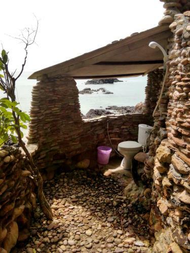 Hotel Freedom Hut