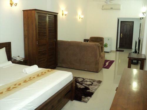 Us Hotel Jaffna
