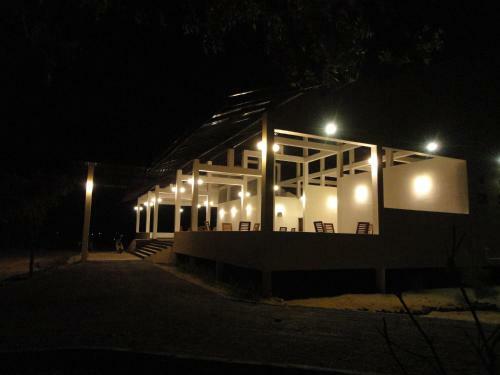 Hotel Naaval