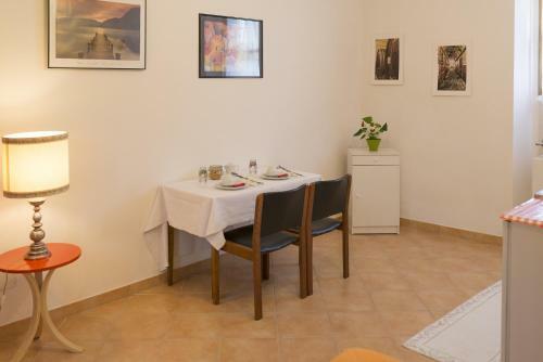 Hostal Affittacamere Donati Nada