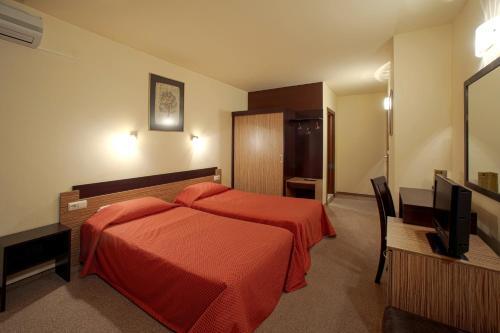 Hotel Luxor