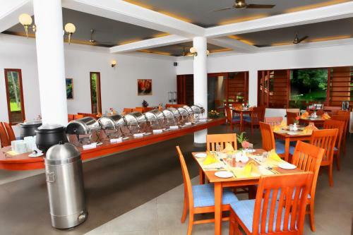 Hotel Abad Greenforest Thekkady