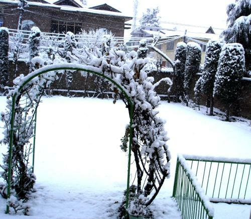 Bed & Breakfast Ikraam Inn Guest House