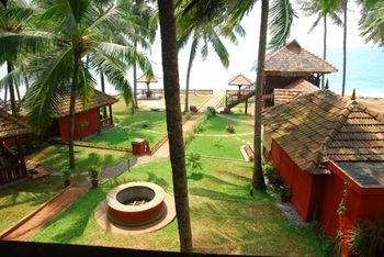 Hotel Bluewater Beach Resort