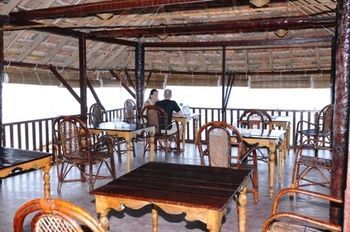 Hotel Bluewater Beach Resort