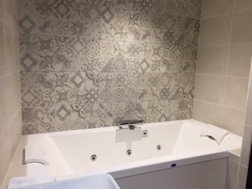 B&B Le Clos Du Miroir