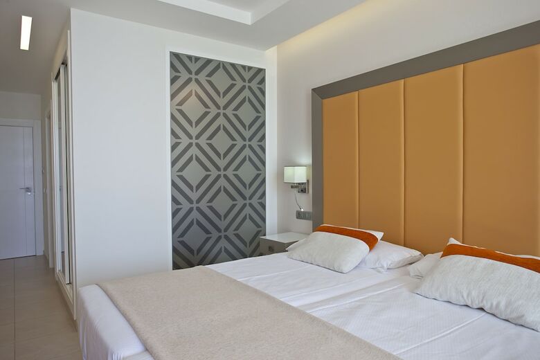 Hotel Torre Del Mar