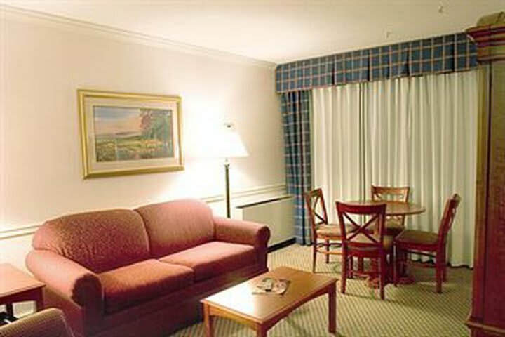 Hotel Westlake Inn