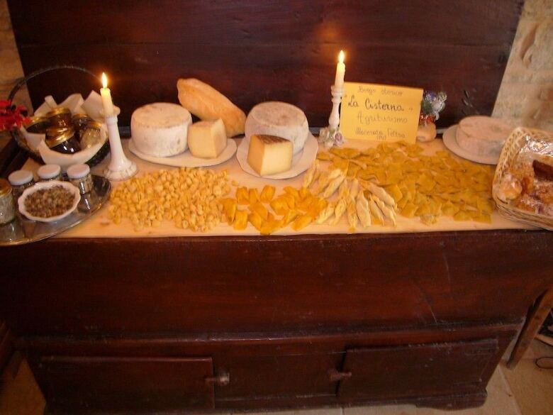 Hotel Borgo Storico Cisterna