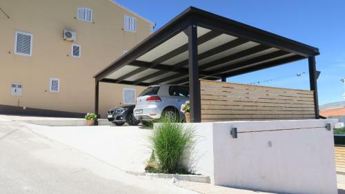 Apartments Belmat