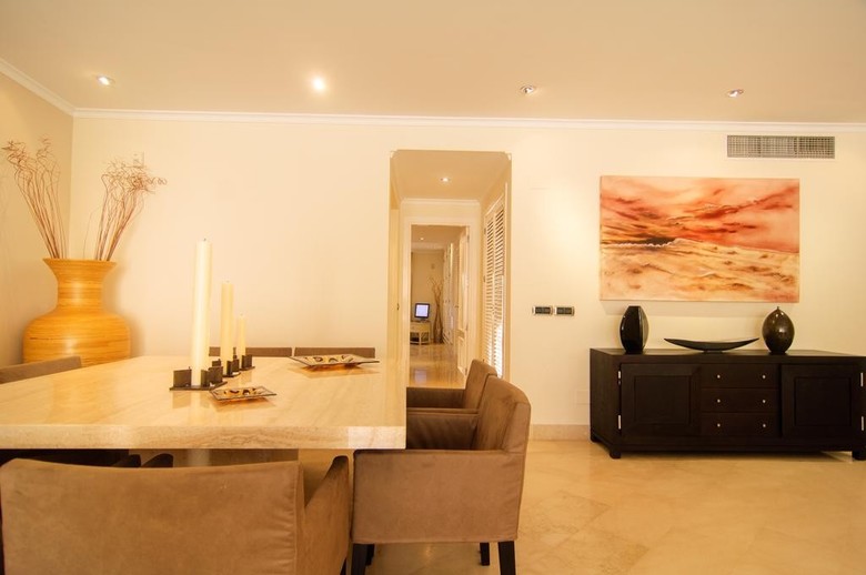 Designer Beachside Apartment Marbella