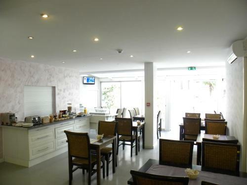 Anglade Hotel