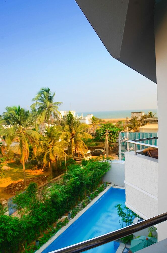 Hotel Pramod Convention & Beach Resorts