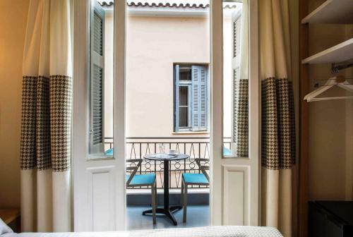 Athena Hotel