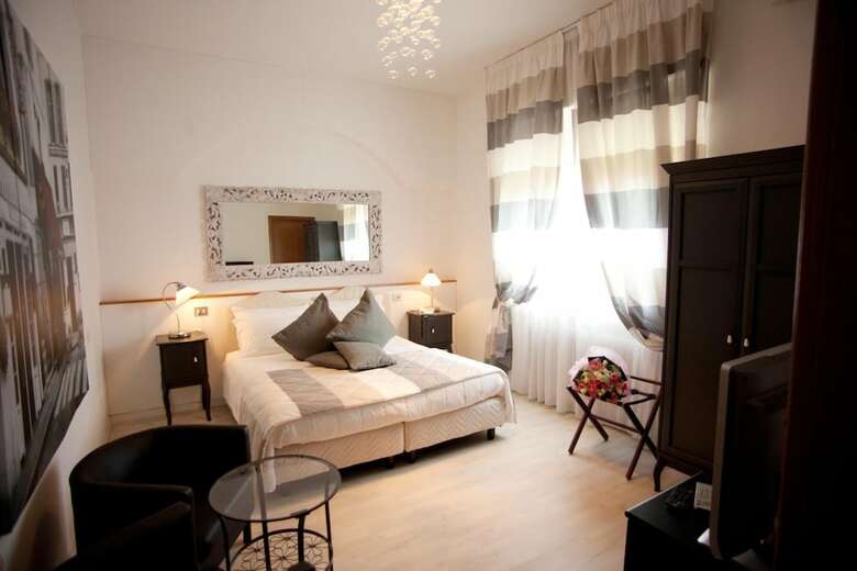 Hotel Mini Palace - Small & Charming