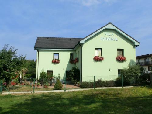 Hostal Vila Evi?ka