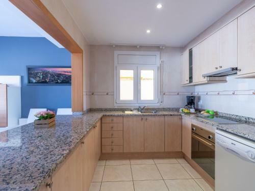Three-bedroom Villa Empuriabrava Girona 1