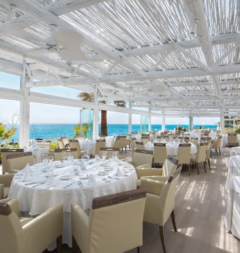 El Oceano Beach Hotel