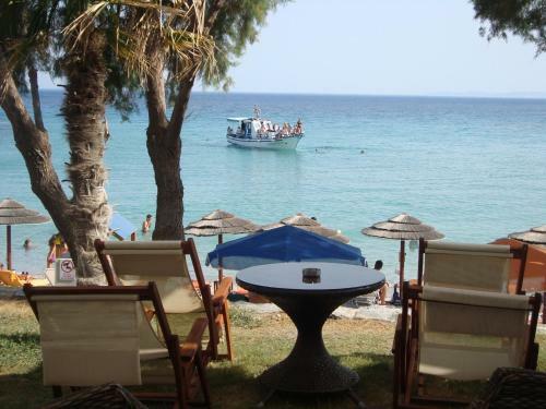Hotel Glicorisa Beach