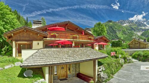 Yeti Lodge Chalets