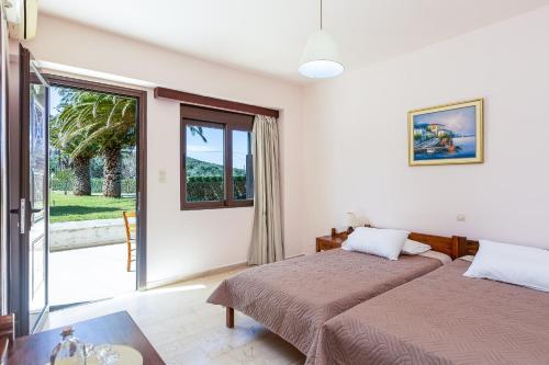 Santa Maria Studios & Apartments