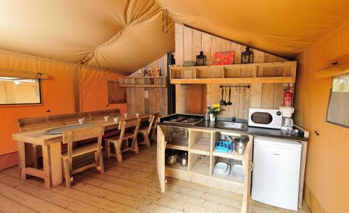 Hotel Camping Domaine La Yole