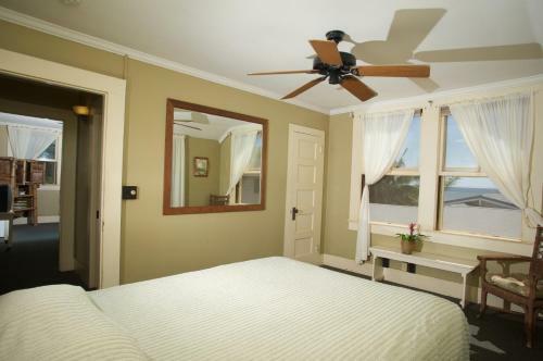West Kauai Lodging