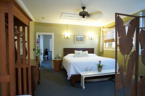 West Kauai Lodging