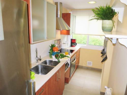 Carmen Seaview And Beach Apartment