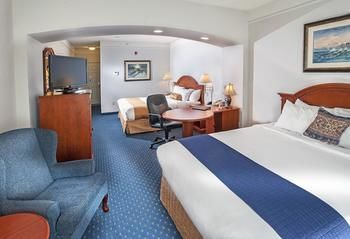 Hotel Lexington Inn & Suites