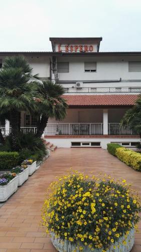 L' Espero Hotel