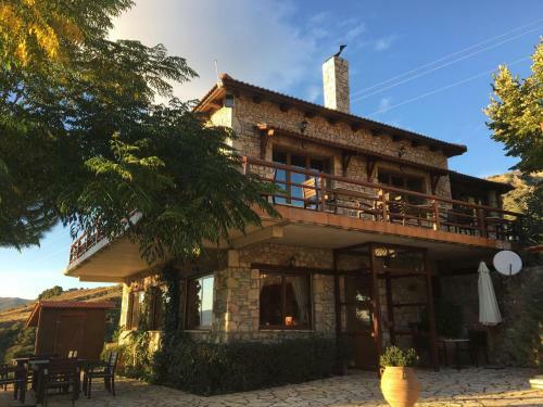 Hotel Georgio's V Chalet