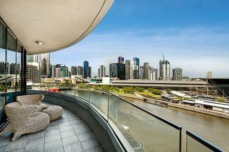 Melbourne Holiday Apartments Flinders Wharf