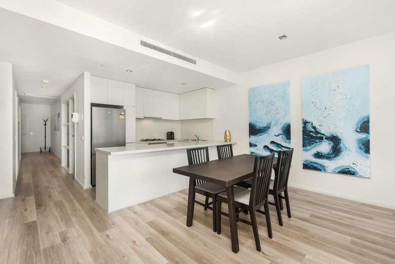Melbourne Holiday Apartments Flinders Wharf