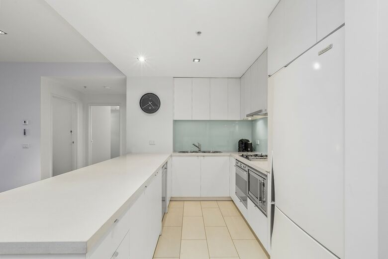 Melbourne Holiday Apartments Flinders Wharf