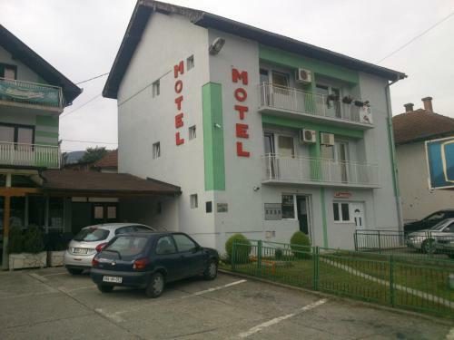 Motel Aura