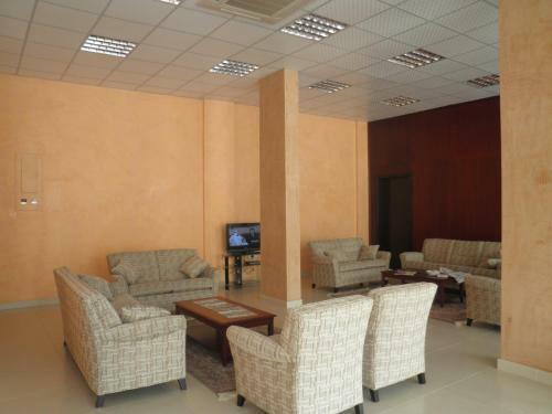Apartamentos Hamasa Plaza Hotel