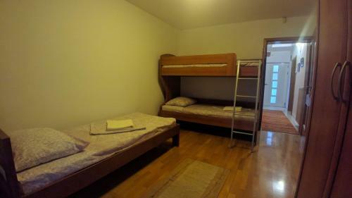Apartments Rozi?