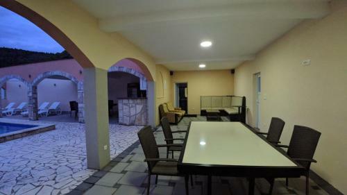 Apartments Rozi?
