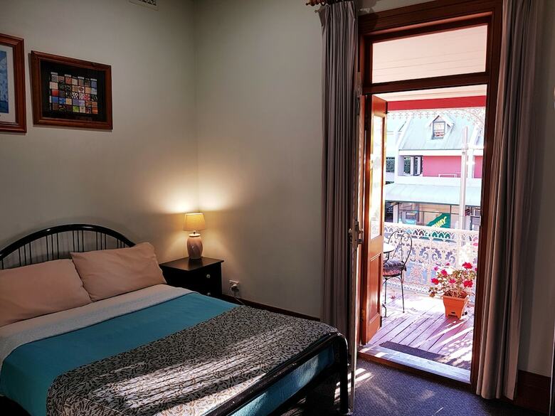 Hostal Alishan International Guest House
