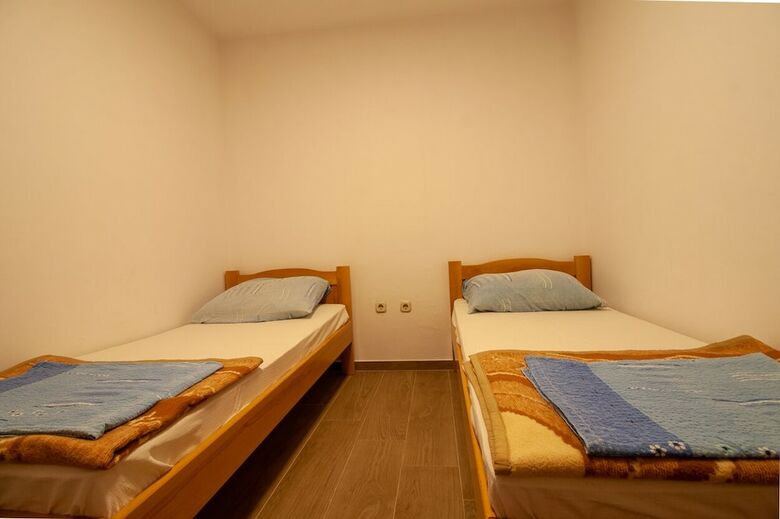 Hostal Guesthouse Jadran