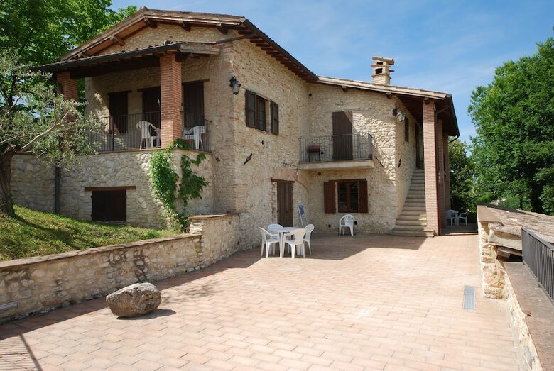 Agroturismo Spoleto By The Pool