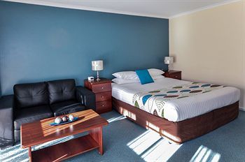 Motel River Country Inn