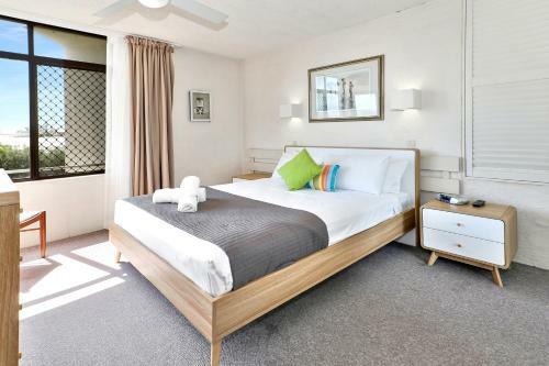 Warroo Apartments