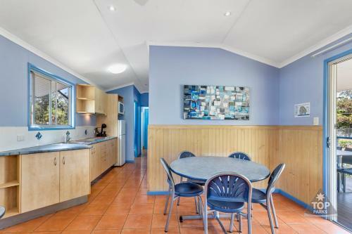 Lake Tinaroo Holiday Park