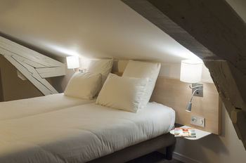 Hotel De Geneve