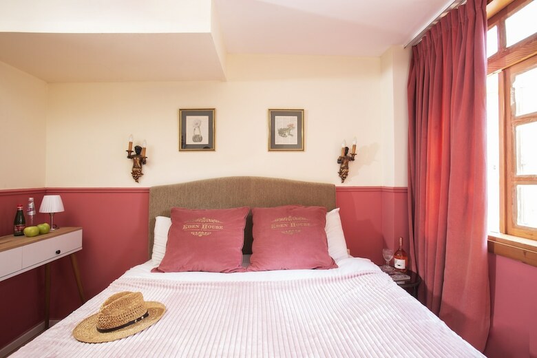 Peer Boutique Hotel